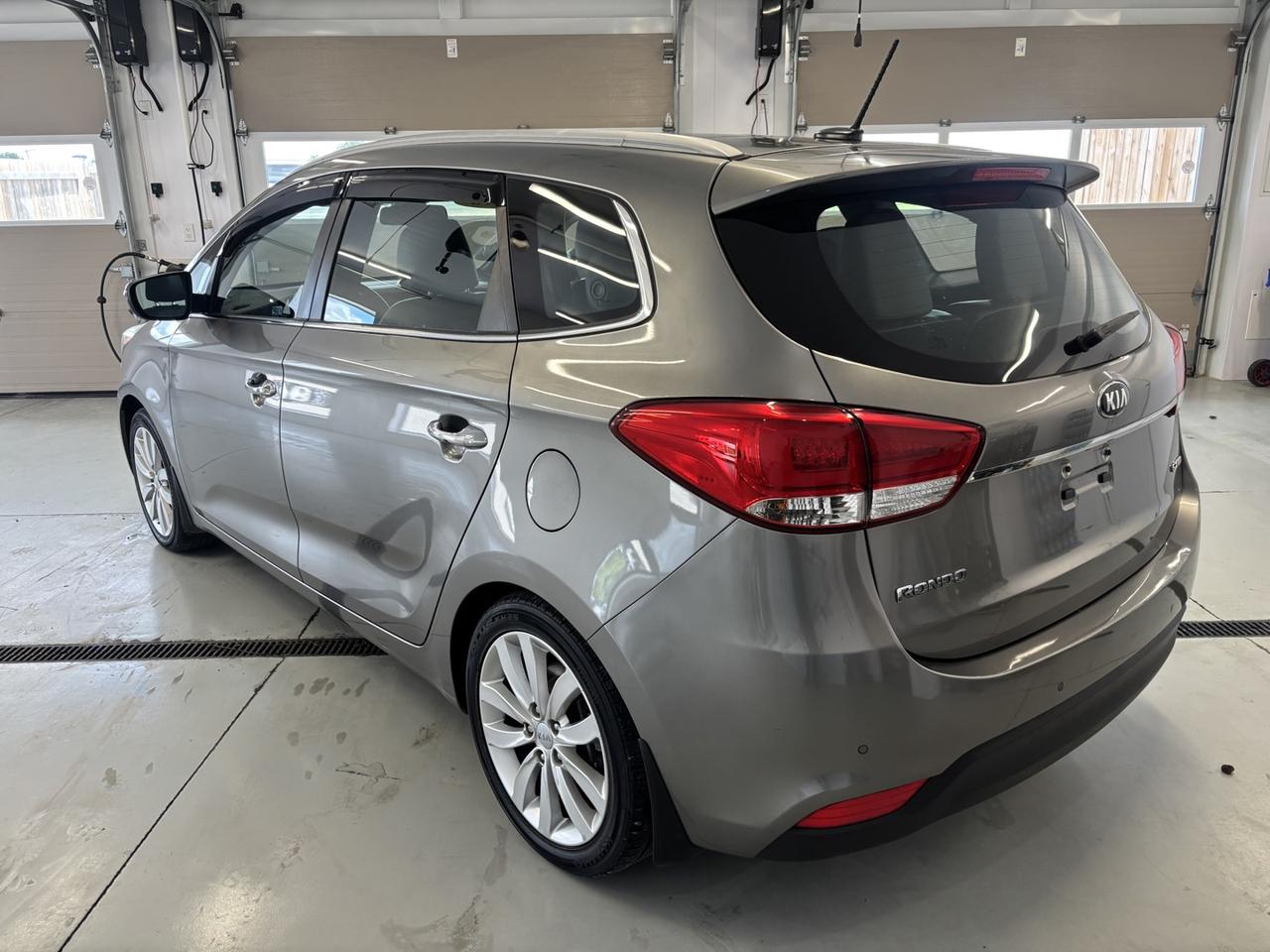 2016 Kia Rondo EX ~7 PASSENGER~ Photo