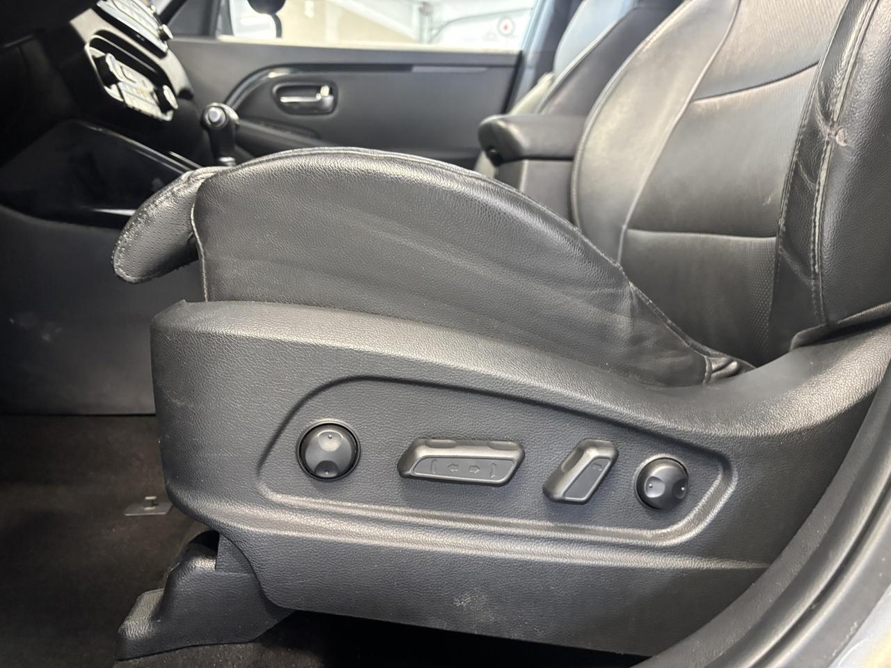 2016 Kia Rondo EX ~7 PASSENGER~ Photo