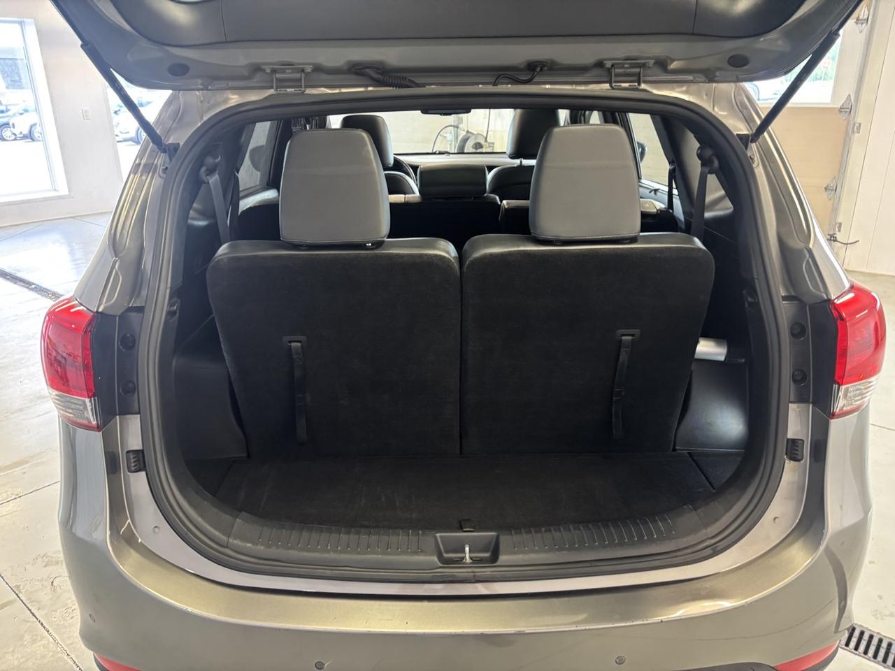 2016 Kia Rondo EX ~7 PASSENGER~ Photo