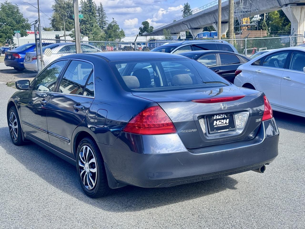 2007 Honda Accord FINANCING AVAILABLE Photo7