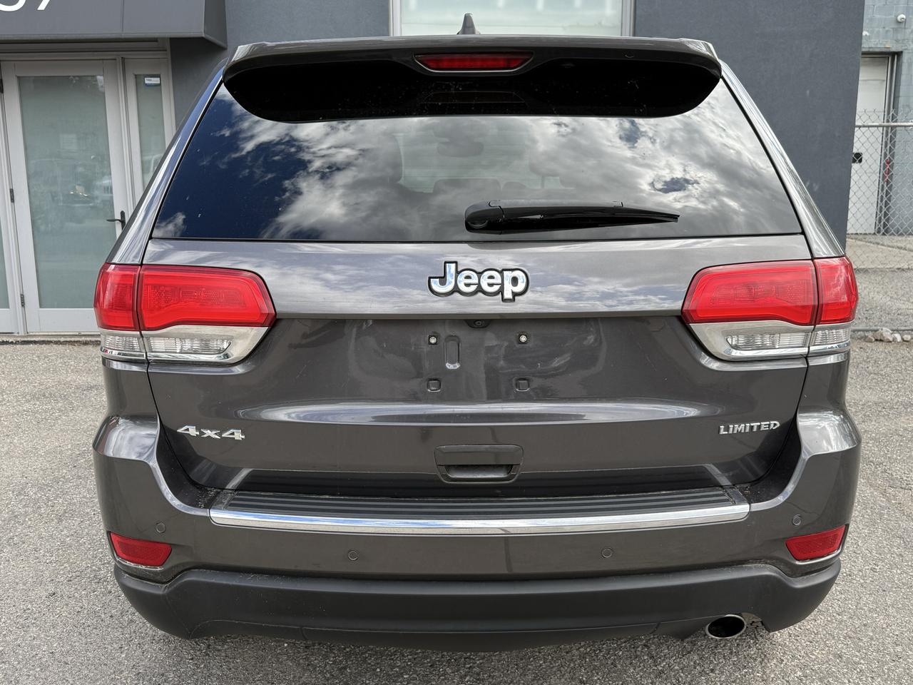 2017 Jeep Grand Cherokee Limited Photo