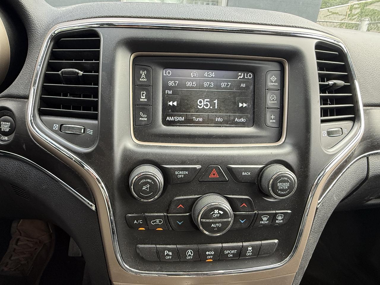 2017 Jeep Grand Cherokee Limited Photo