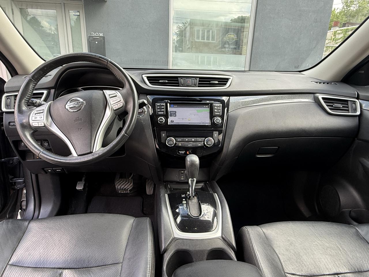 2014 Nissan Rogue SL Photo