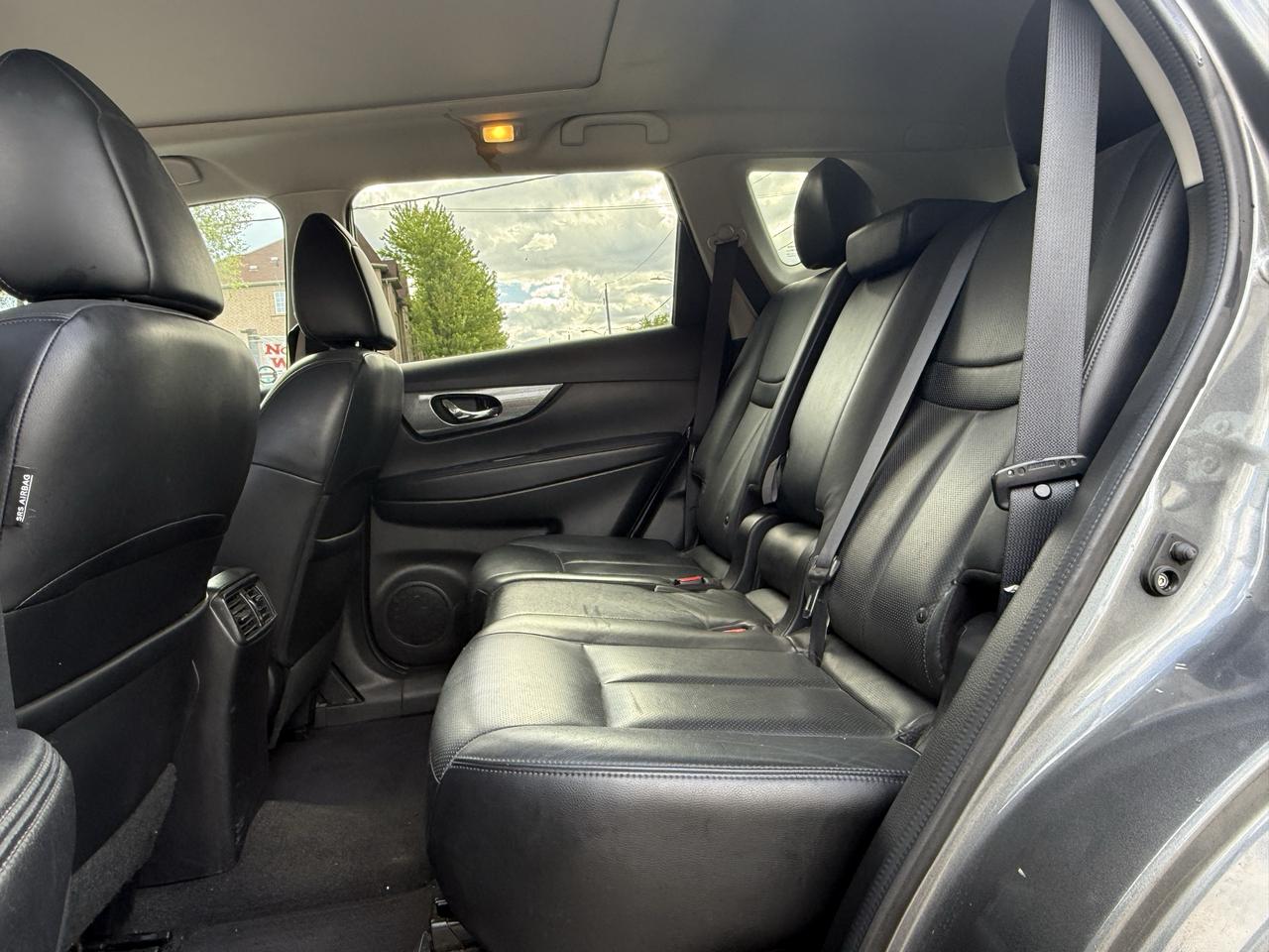 2014 Nissan Rogue SL Photo