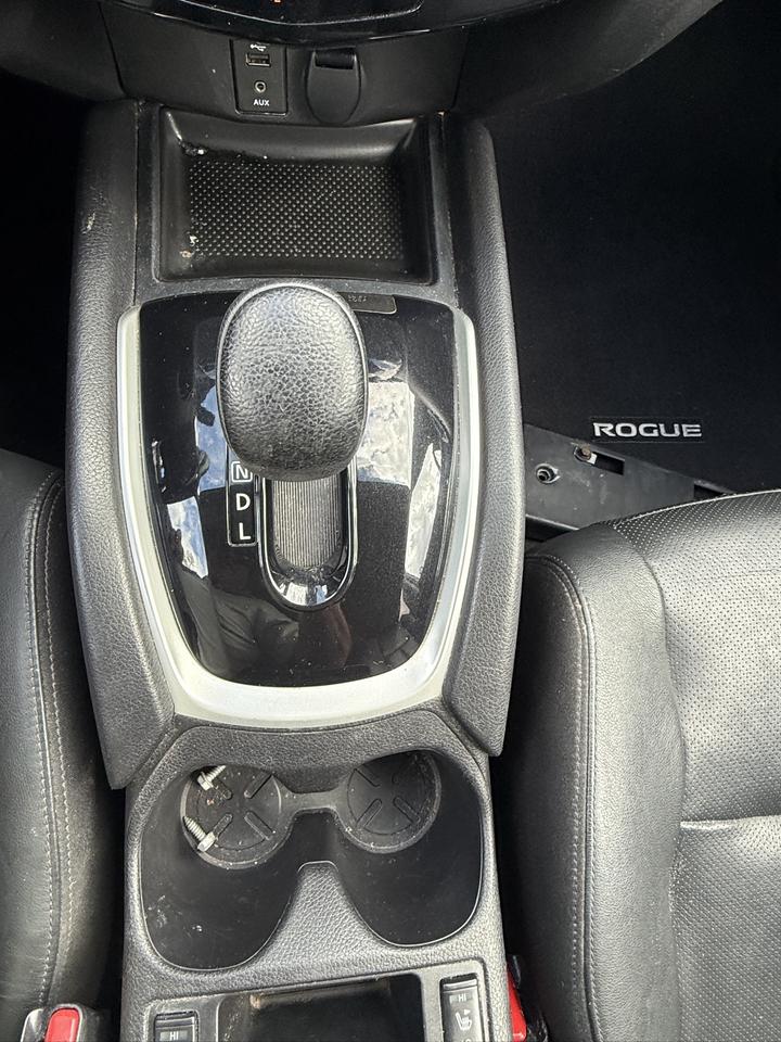 2014 Nissan Rogue SL Photo