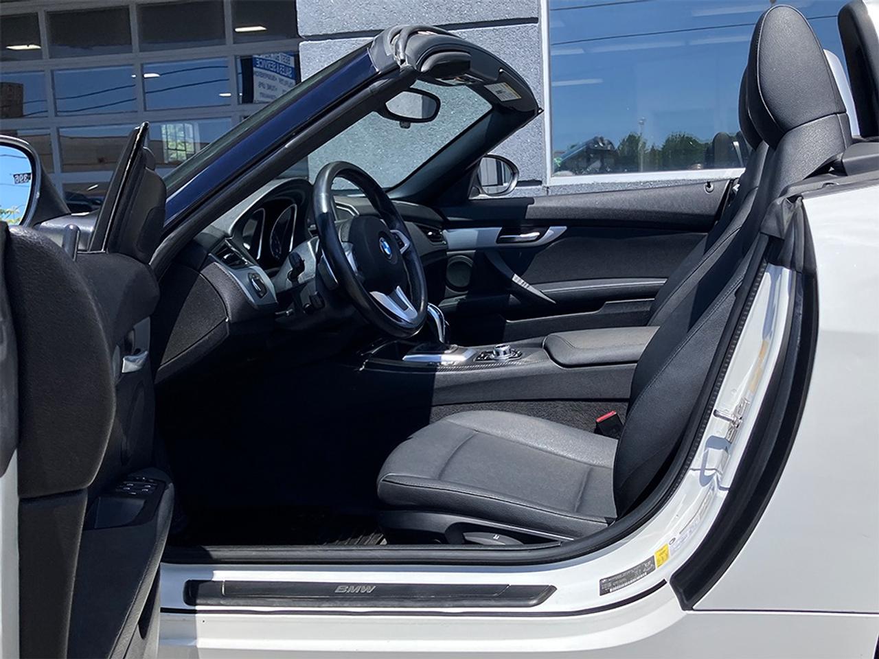 2012 BMW Z4 sDrive28i | NAVI | LEATHER | ALLOYS | CABRIO Photo