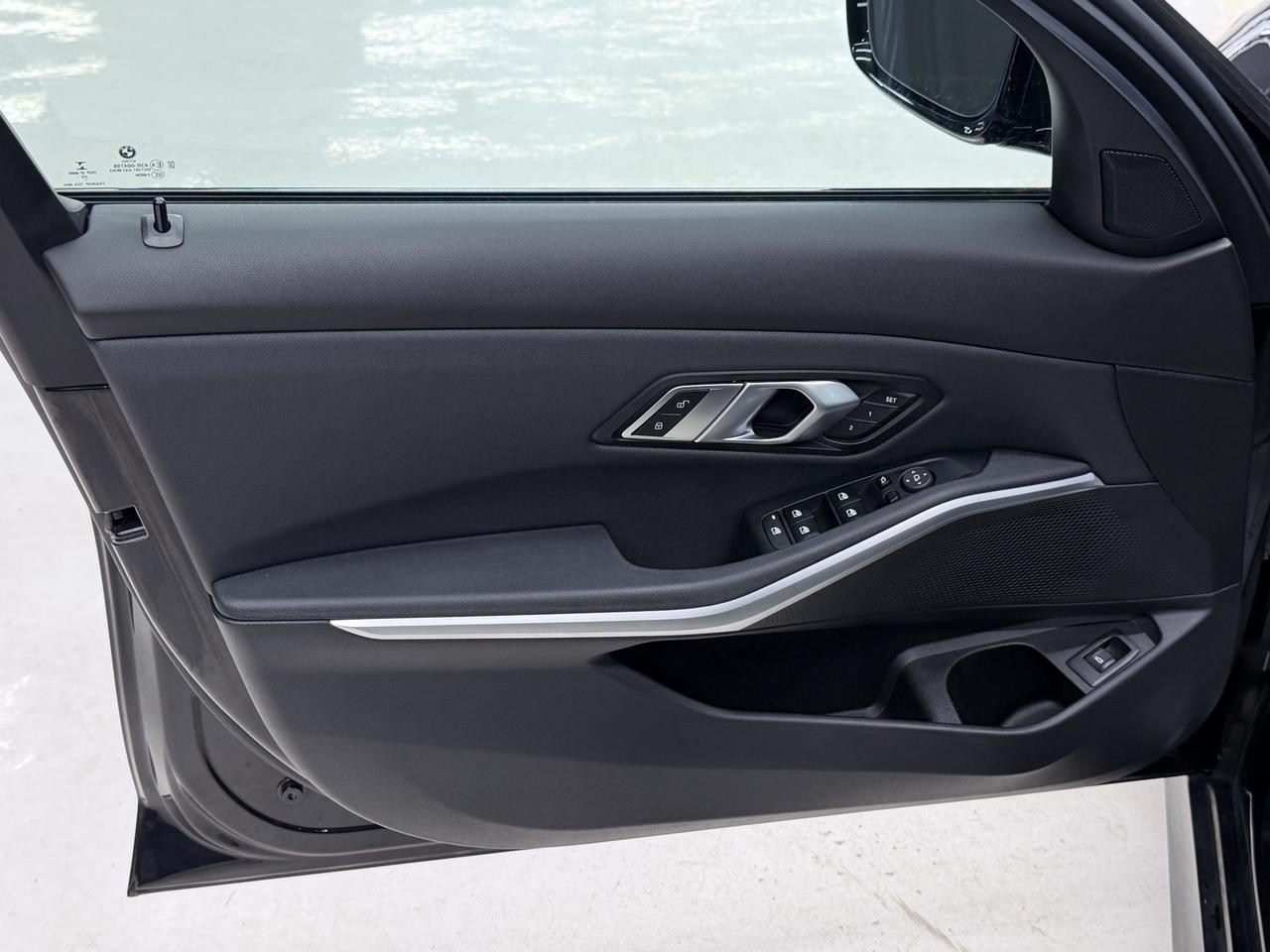 2021 BMW 330i M SPORT|NAV|BACKUP|FCW|BSM|LDW|SUNROOF| Photo