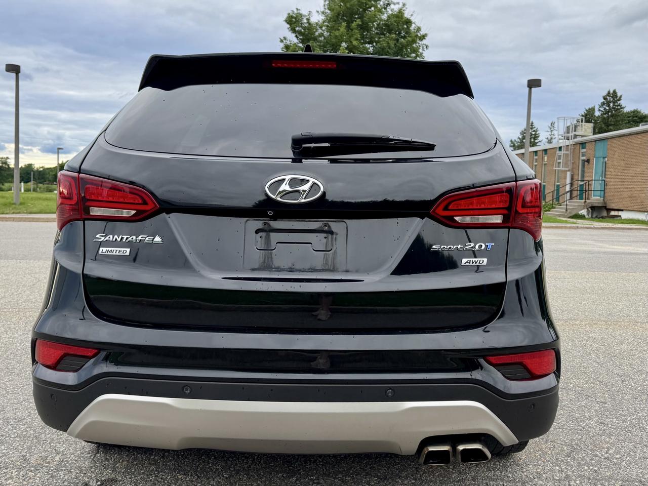 2017 Hyundai Santa Fe Sport Limited Photo