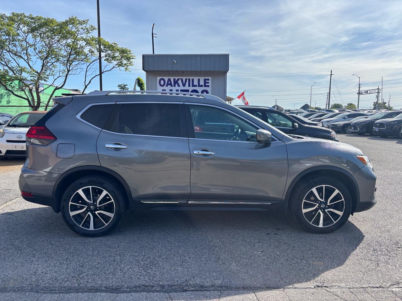 2017 Nissan Rogue SL AWD Pano roof, Navi, Leather Photo