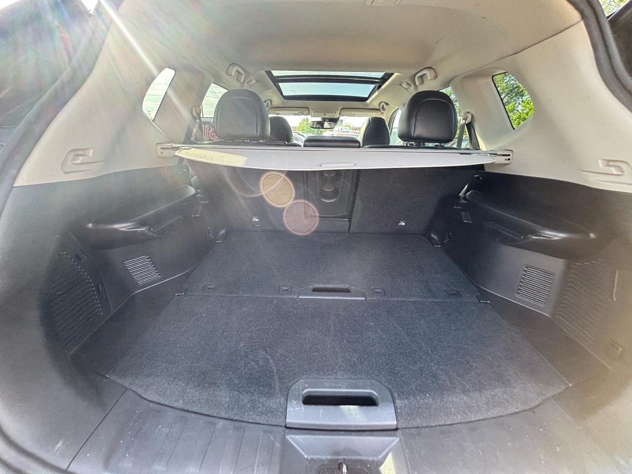 2017 Nissan Rogue SL AWD Pano roof, Navi, Leather Photo
