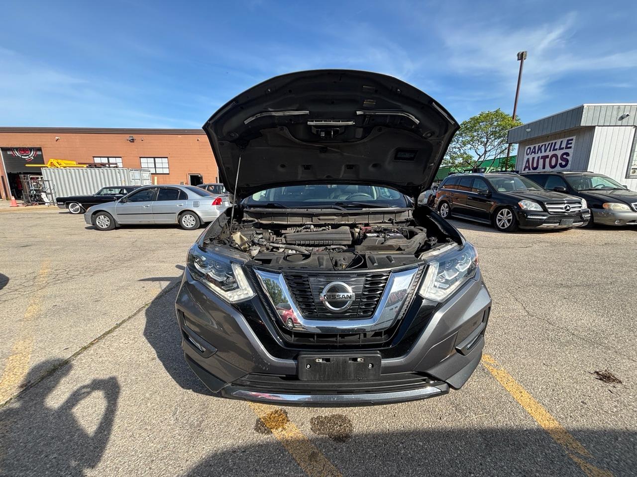 2017 Nissan Rogue SL AWD Pano roof, Navi, Leather Photo