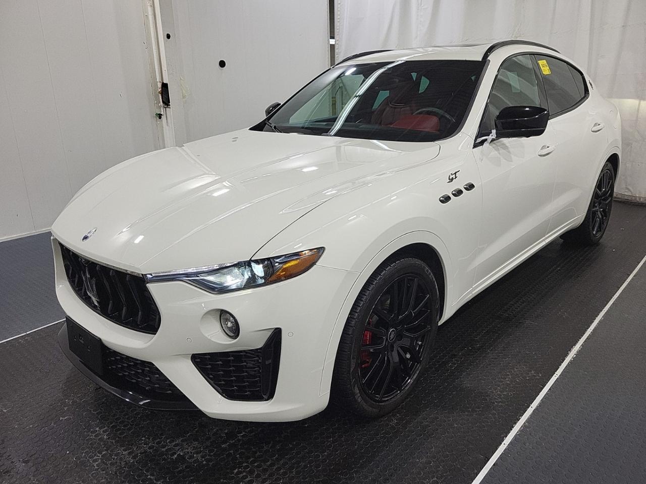 2022 Maserati Levante GT AWD - Navigation System - Blind Spot Monitor !!! Photo