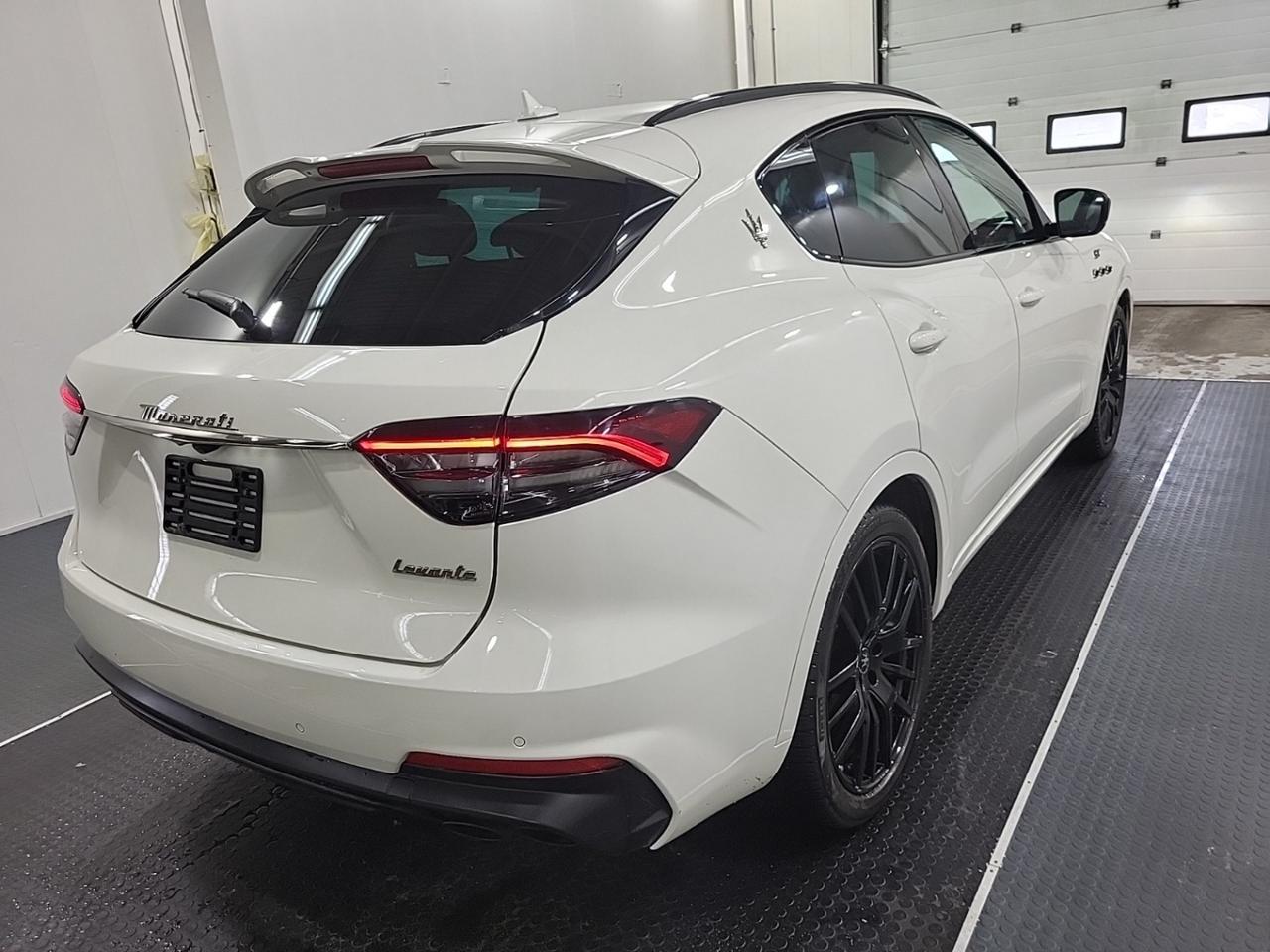 2022 Maserati Levante GT AWD - Navigation System - Blind Spot Monitor !!! Photo