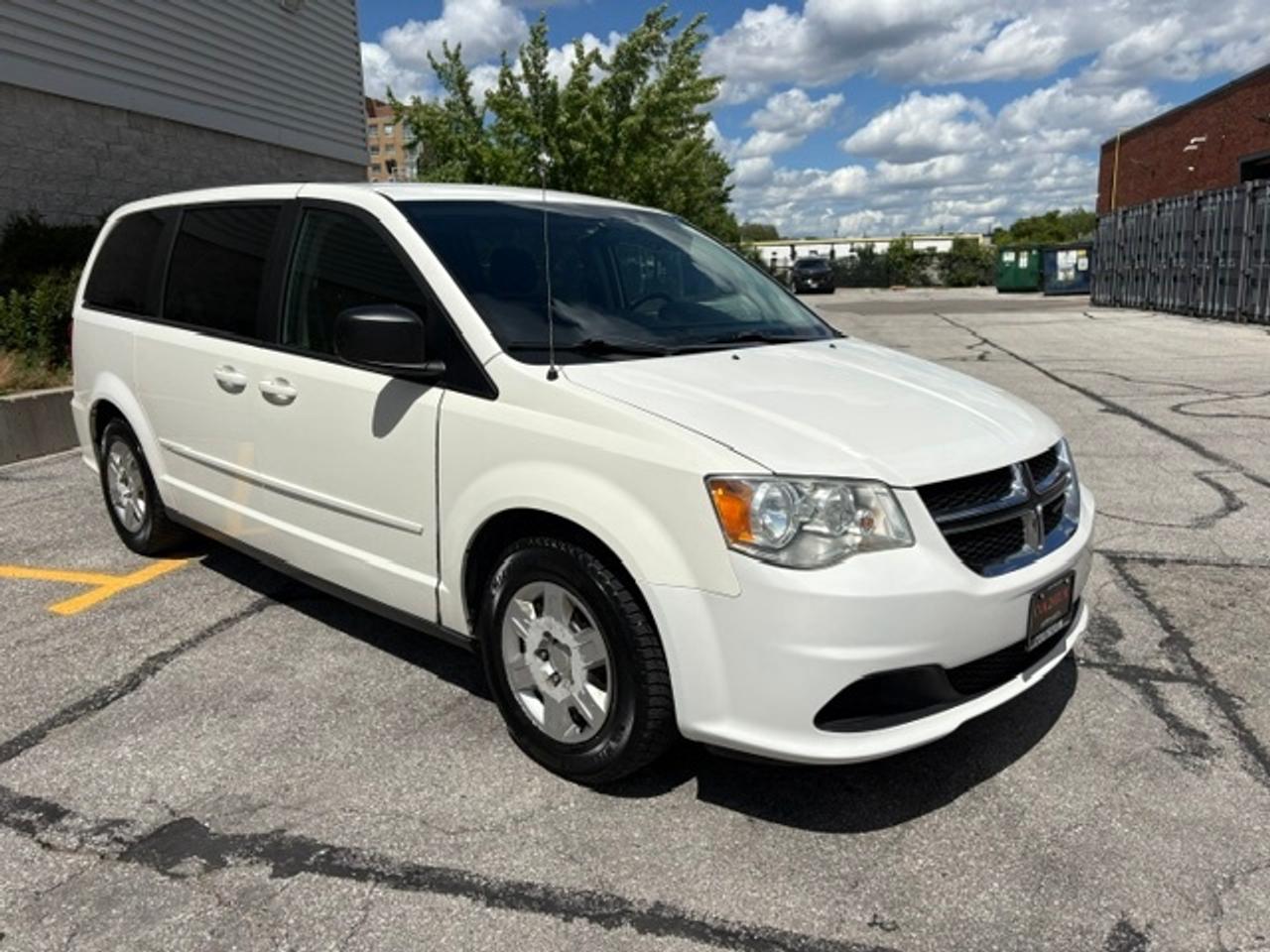 2012 Dodge Grand Caravan SXT **1 OWNER-STOW N GO-ONLY 88,000KM-NO ACCIDENTS** Photo
