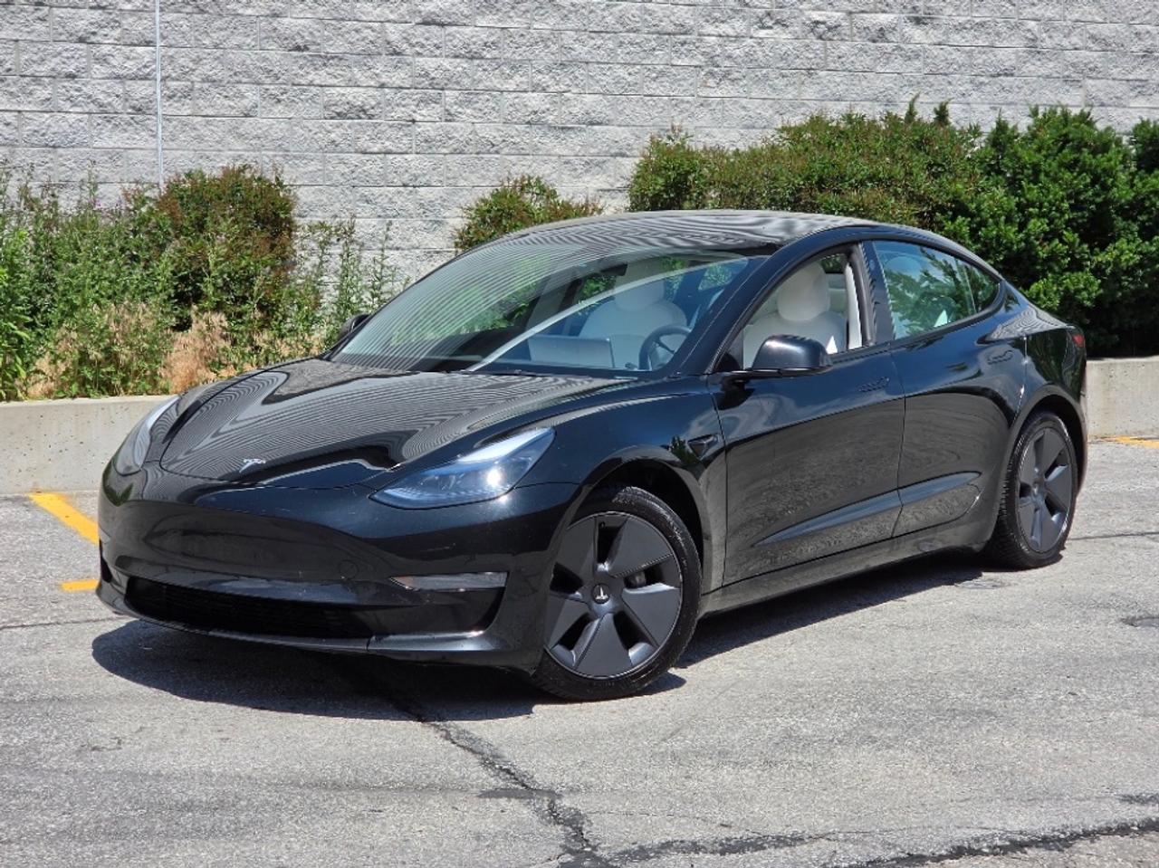 2022 Tesla Model 3 STANDARD RANGE PLUS-WHITE INTERIOR-LFP BATTERY-CERTIFIED Photo0