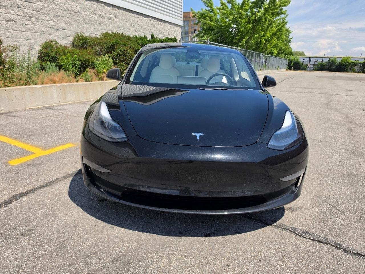 2022 Tesla Model 3 STANDARD RANGE PLUS-WHITE INTERIOR-LFP BATTERY-CERTIFIED Photo