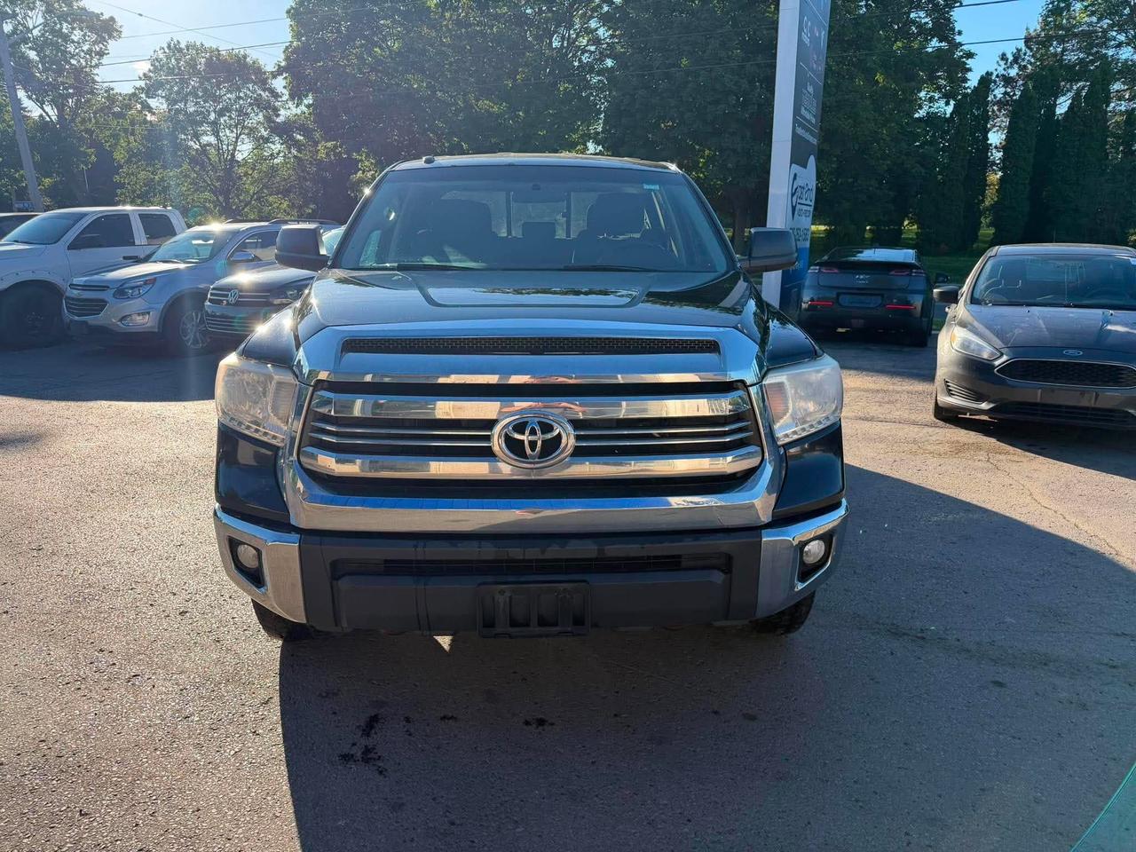 2016 Toyota Tundra 4WD Double Cab 146" 4.6L SR Photo