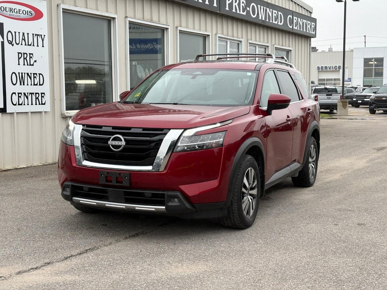2023 Nissan Pathfinder SL 4WD Photo