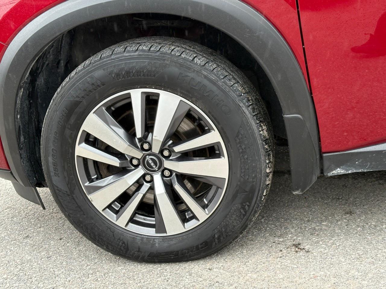 2023 Nissan Pathfinder SL 4WD Photo