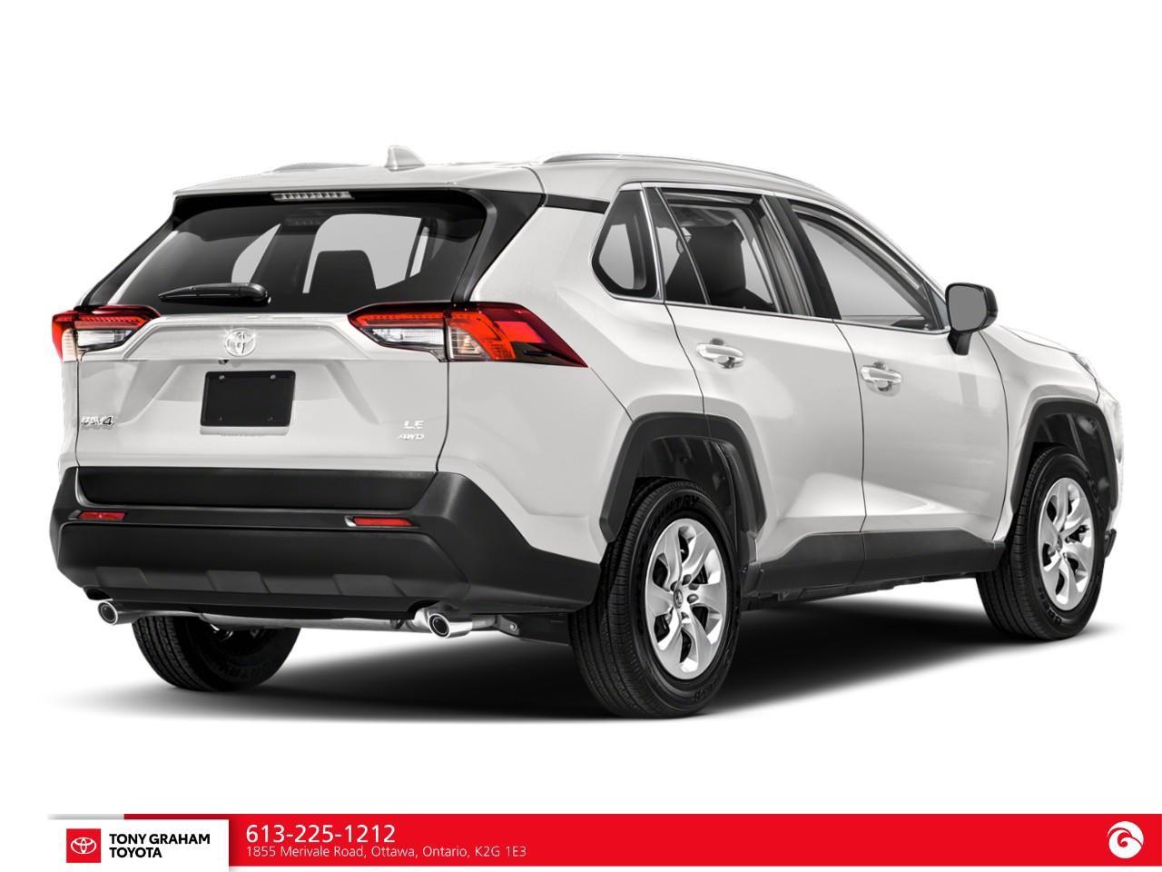 2021 Toyota RAV4 LE Photo