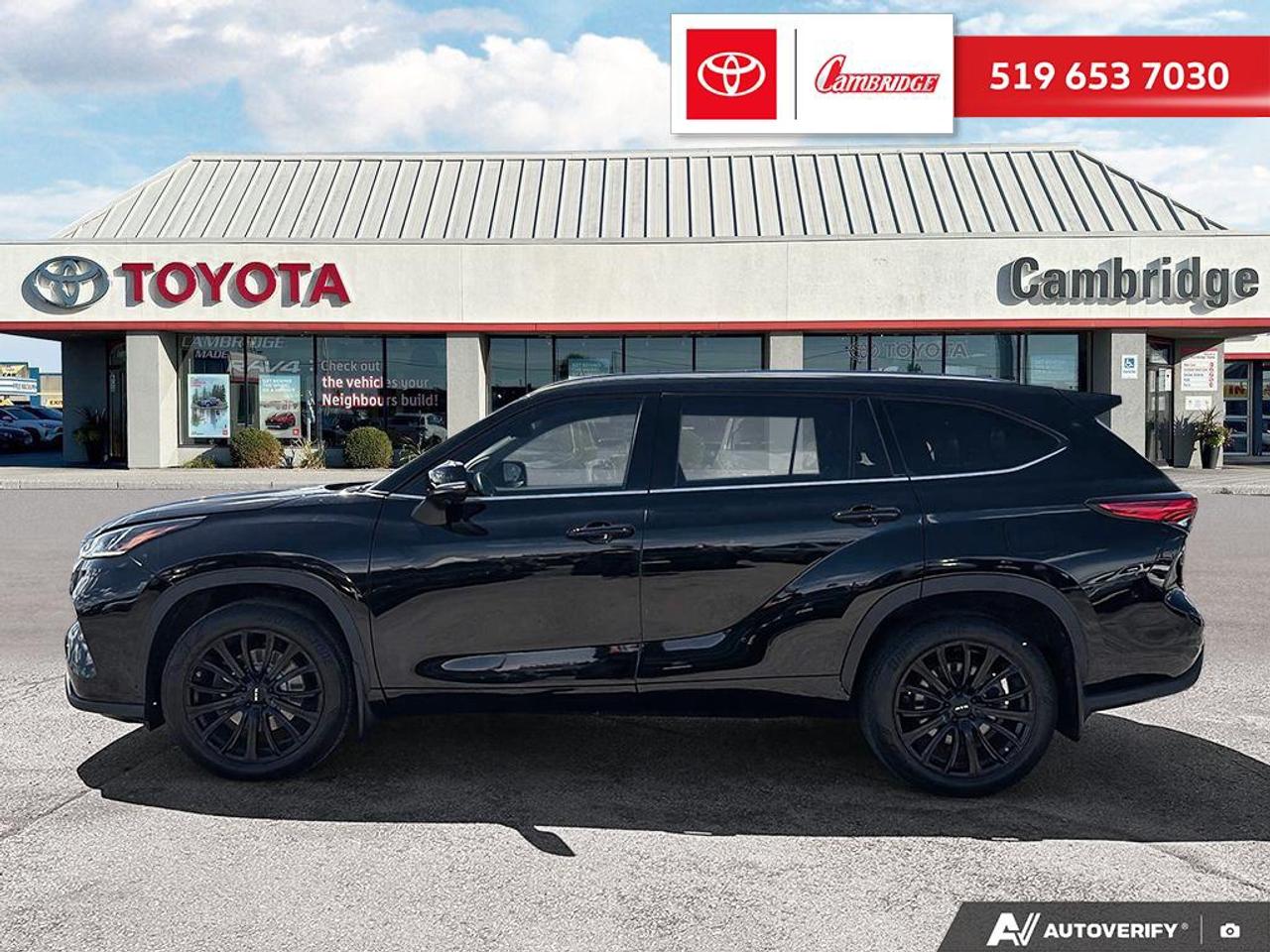 2023 Toyota Highlander Limited Platinum Photo