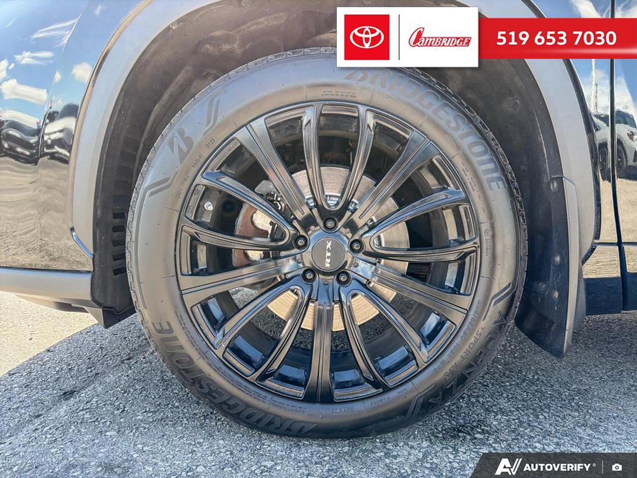 2023 Toyota Highlander Limited Platinum Photo