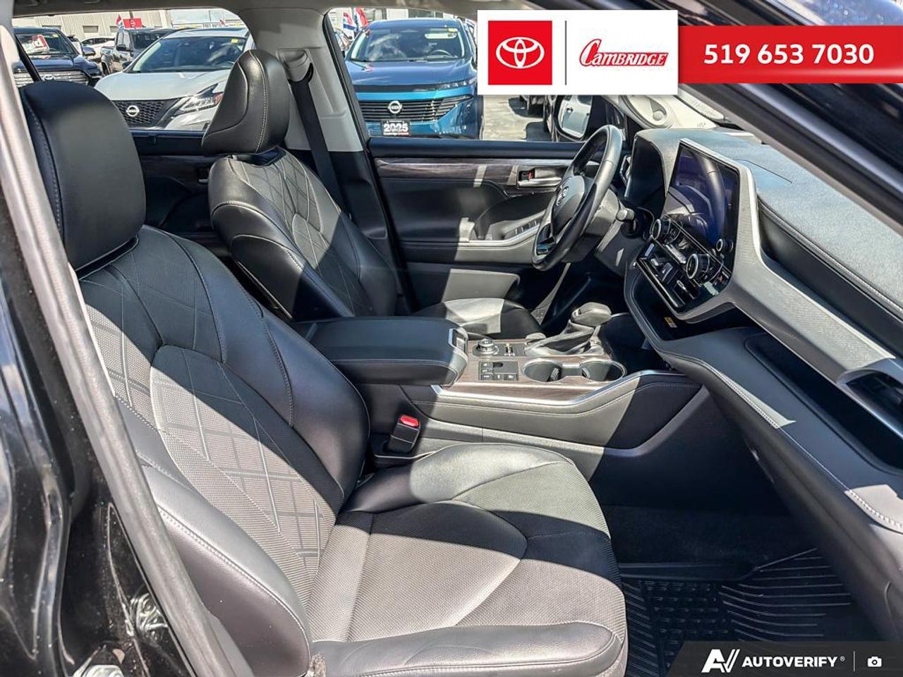 2023 Toyota Highlander Limited Platinum Photo