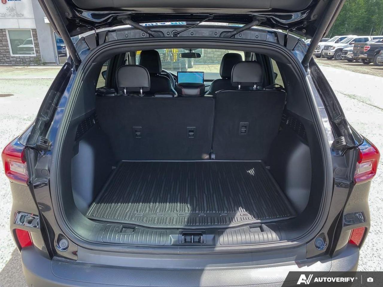2025 Ford Escape ST-Line Select TECH PKG | AWD | 2.0L Photo