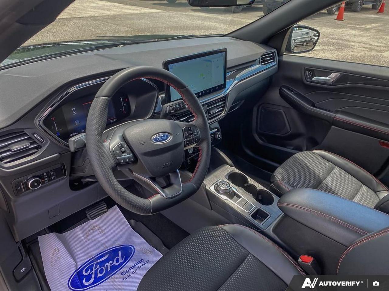 2025 Ford Escape ST-Line Select TECH PKG | AWD | 2.0L Photo