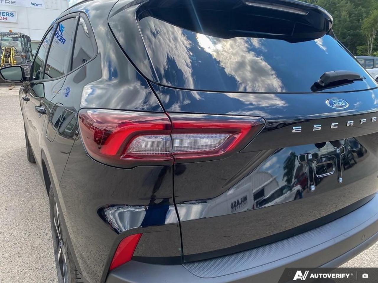2025 Ford Escape ST-Line Select TECH PKG | AWD | 2.0L Photo