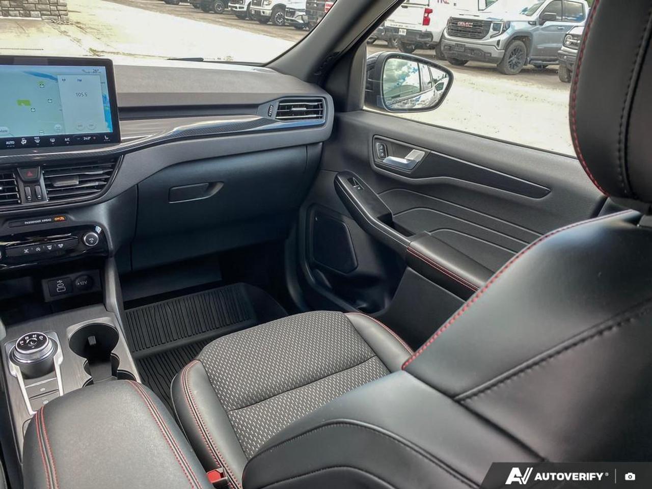 2025 Ford Escape ST-Line Select TECH PKG | AWD | 2.0L Photo