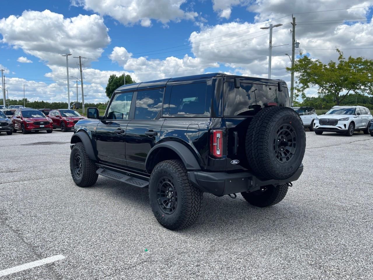 2026 Ford Bronco Badlands Photo
