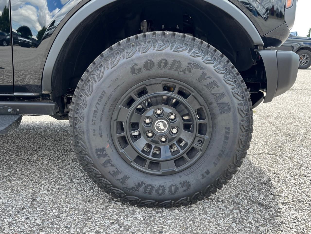 2026 Ford Bronco Badlands Photo