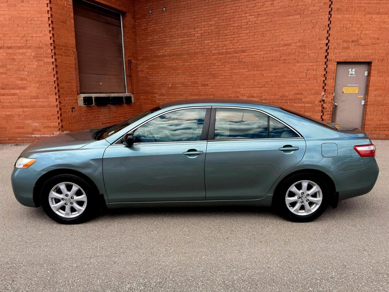 2008 Toyota Camry 4dr Sdn I4 Auto LE Photo