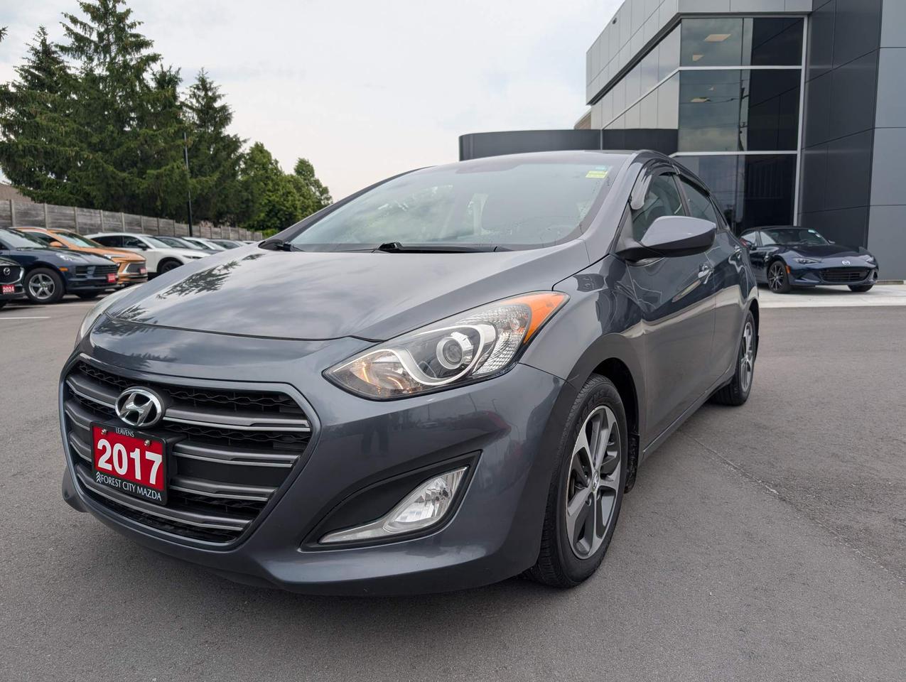 2017 Hyundai Elantra GT SE Photo