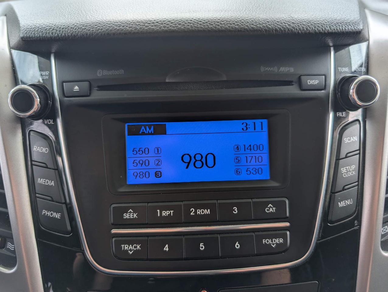 2017 Hyundai Elantra GT SE Photo