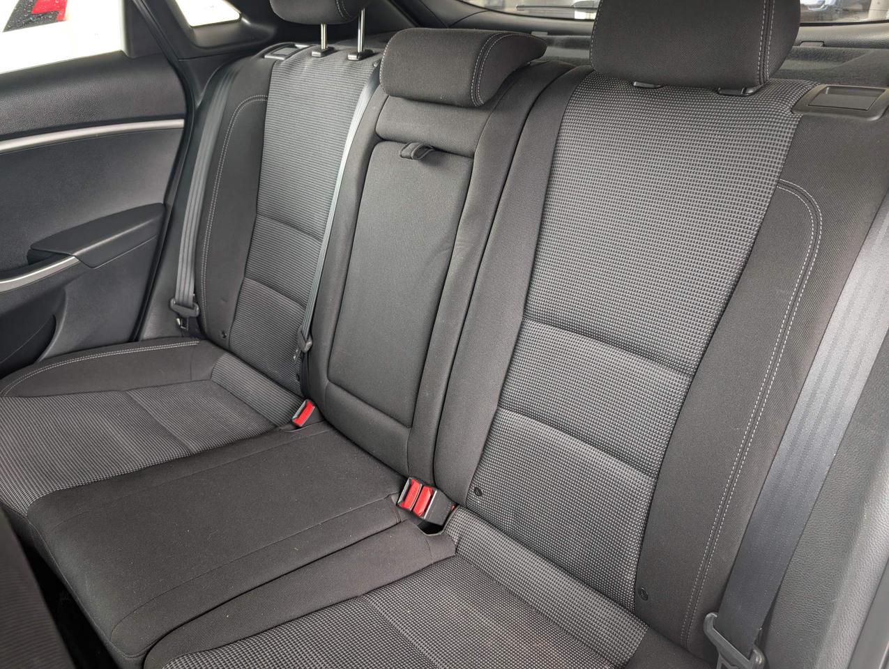 2017 Hyundai Elantra GT SE Photo