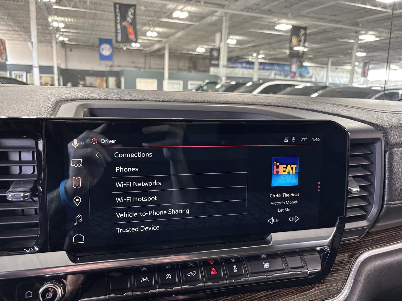 2023 GMC Sierra 1500 Elevation|V8|4WD|CREW|WOODTRIMS|BEDCOVER|BACKCAM|+ Photo
