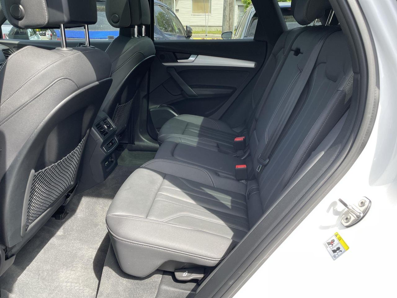 2023 Audi Q5 45 Progressiv SLINE, LEATHER, PANO. ROOF, NAVI, BL Photo
