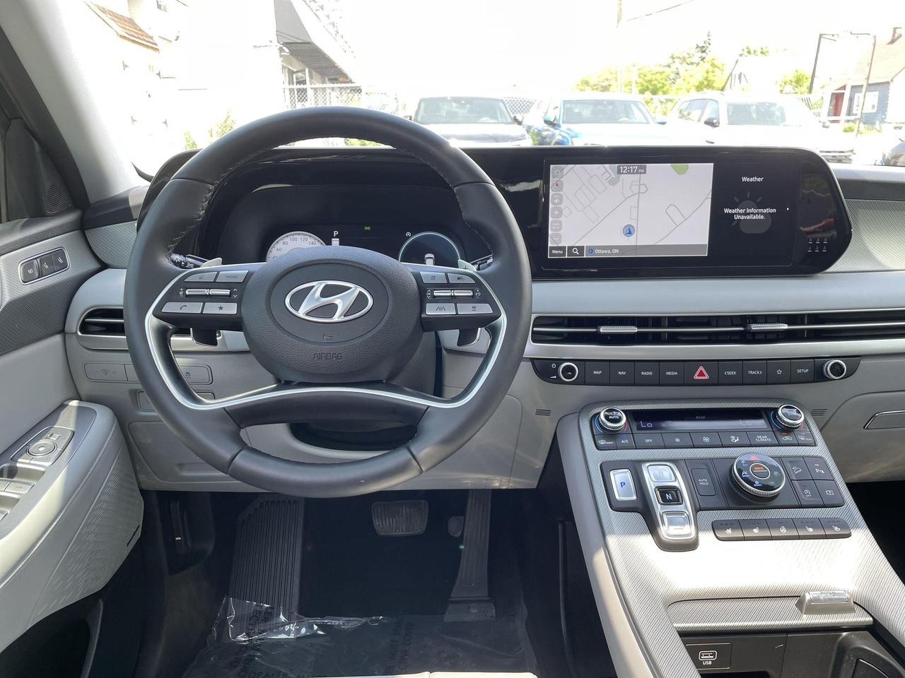 2025 Hyundai PALISADE Urban 8 Passenger 8 PASSENGER, LEATHERETTE, ROOF, Photo