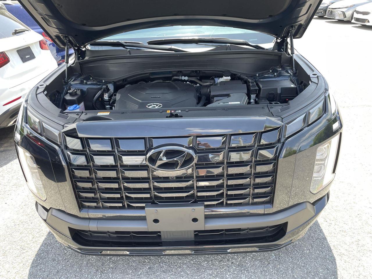 2025 Hyundai PALISADE Urban 8 Passenger 8 PASSENGER, LEATHERETTE, ROOF, Photo
