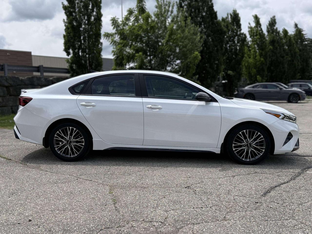 2022 Kia Forte GT-Line | NAVIGATION | HEATED SEATS | REMOTE START Photo3