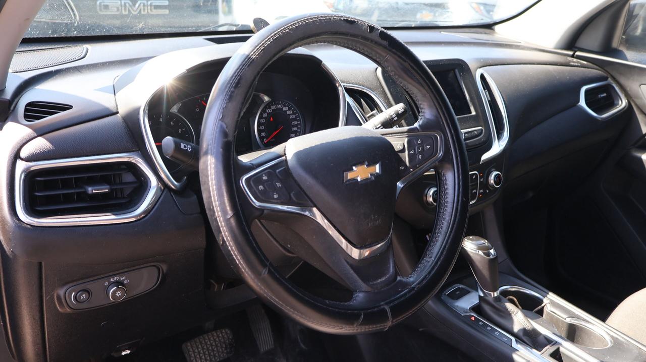 2019 Chevrolet Equinox LT | 7-inch Touchscreen Infotainment System Photo