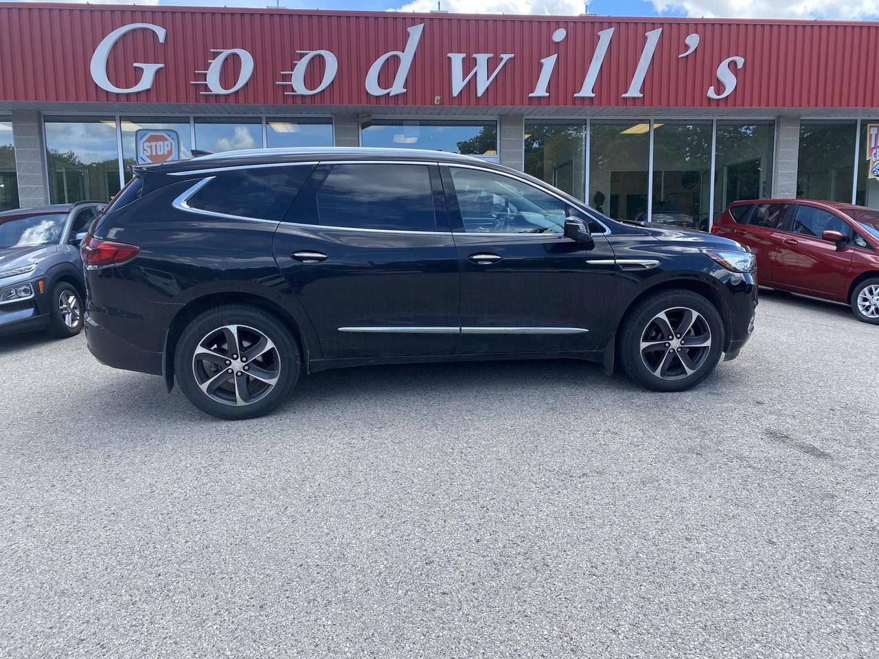 2020 Buick Enclave ESSENCE, CLEAN CARFAX, REMOTE START, SUNROOF!