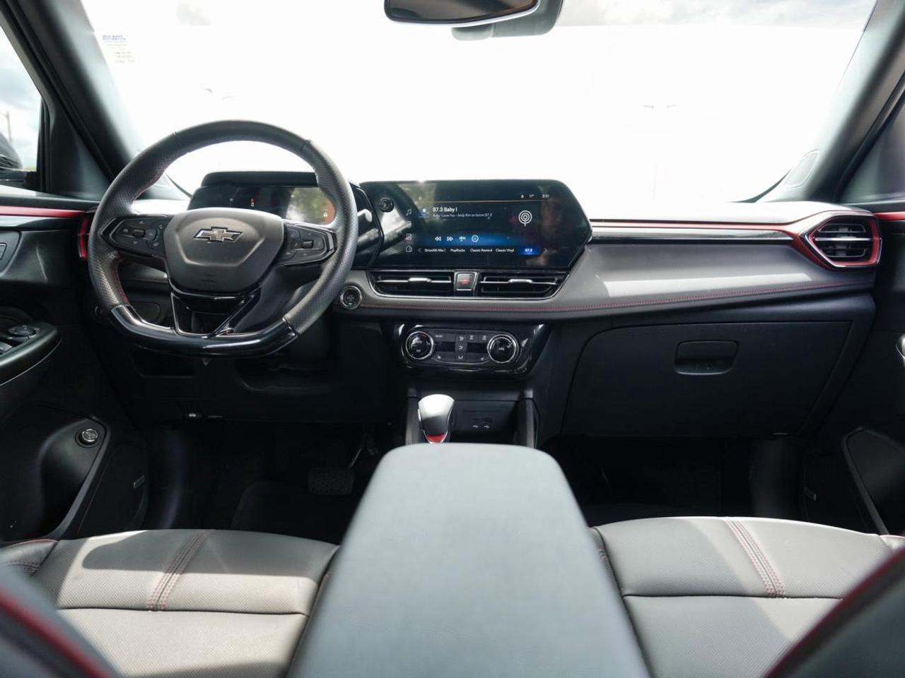 2024 Chevrolet TrailBlazer AWD 4dr RS | PANO ROOF | LEATHER | LOW KM Photo