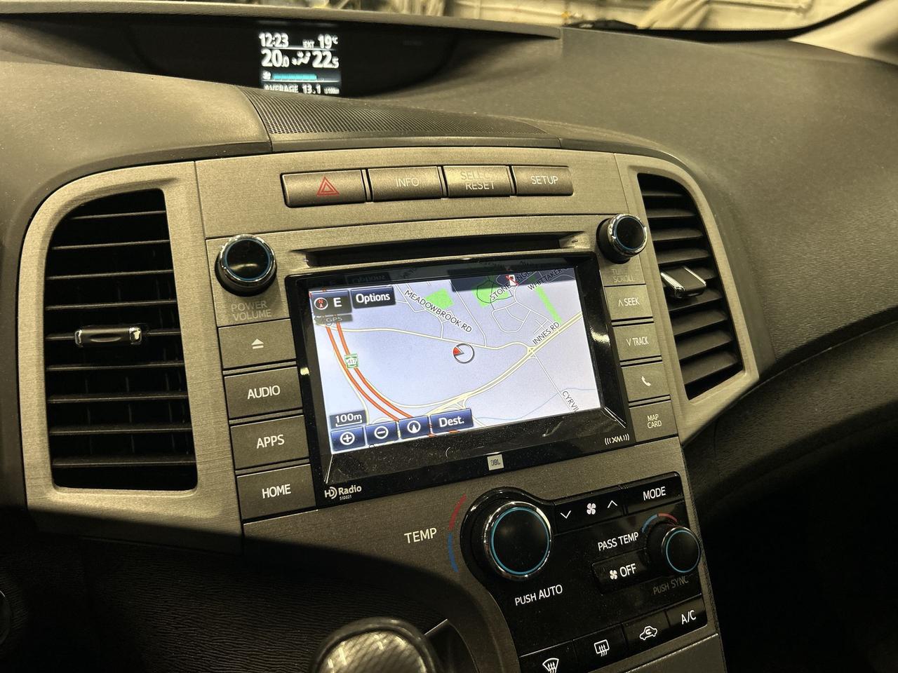 2016 Toyota Venza LIMTED AWD | HTD LEATHER |PANO ROOF | NAV | ALLOYS Photo3