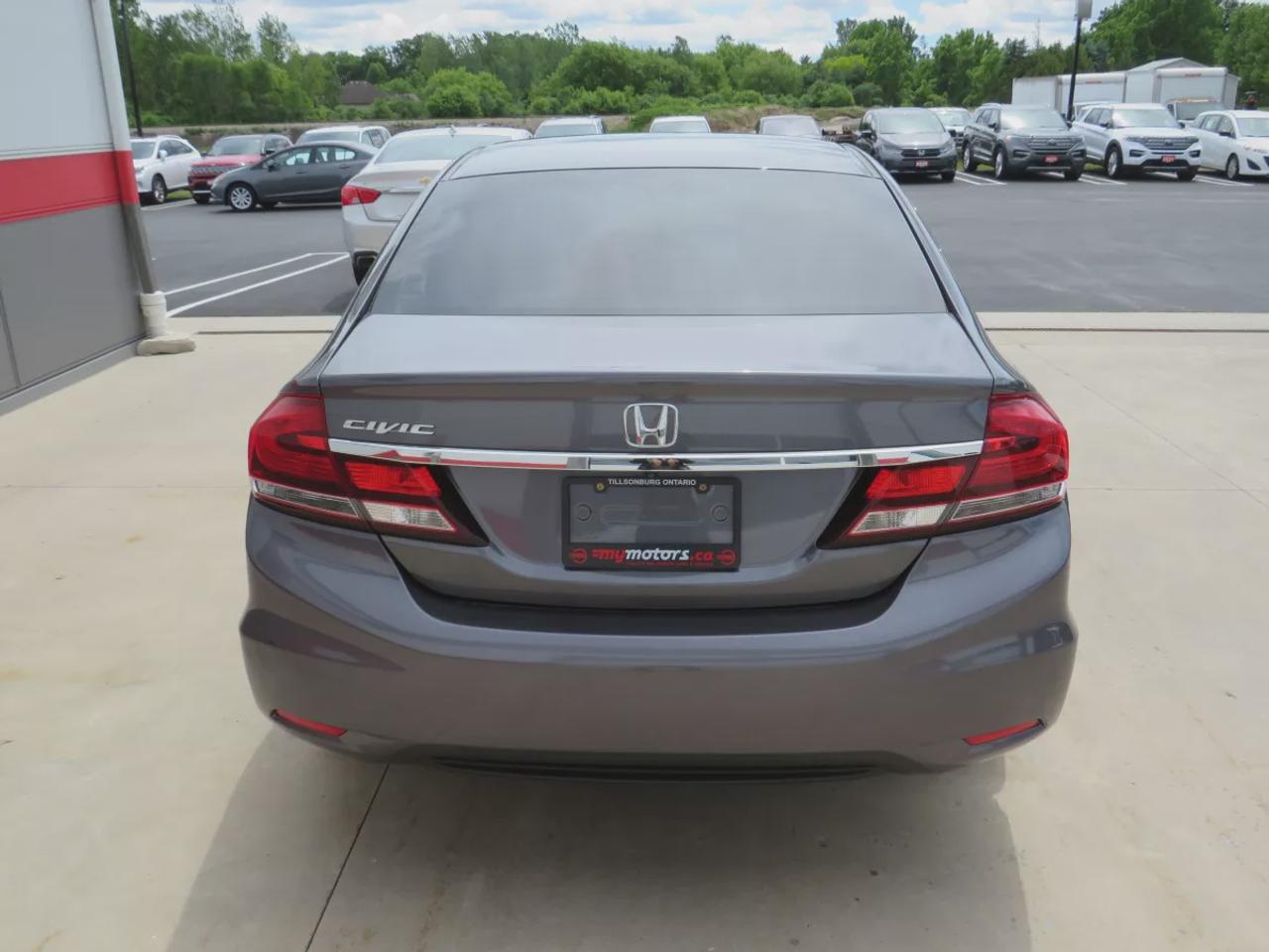 2015 Honda Civic SEDAN LX Photo