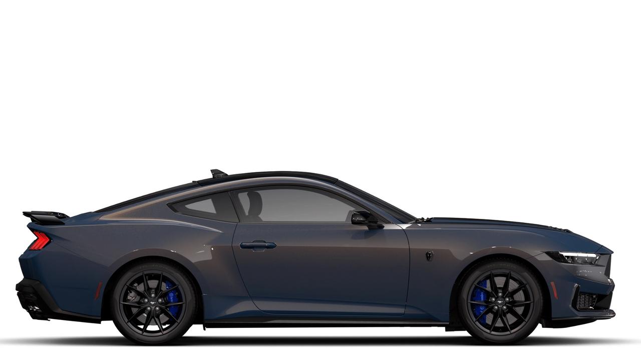 2026 Ford Mustang Dark Horse™ Premium Photo4
