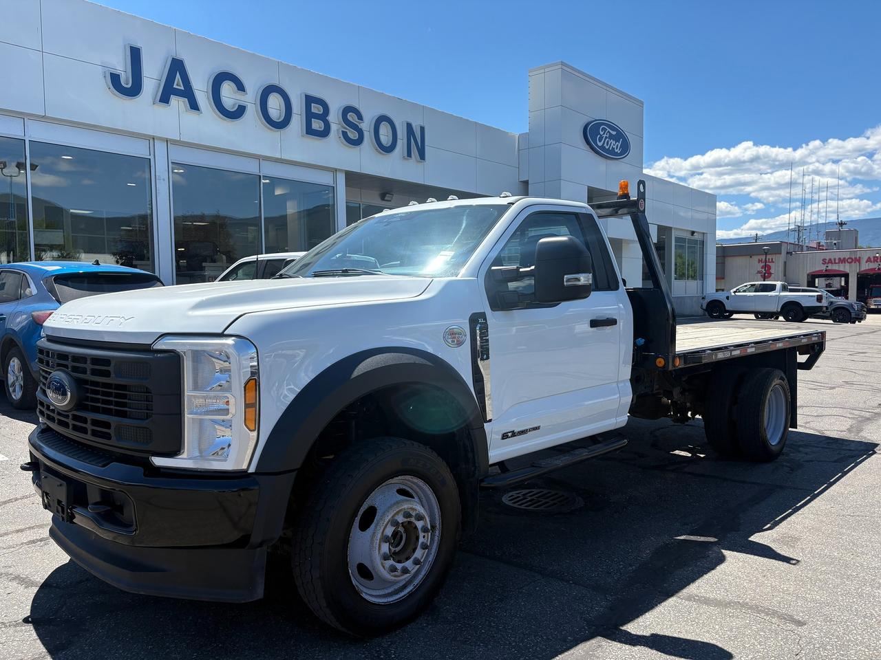 2024 Ford F-550 Super Duty DRW XL Photo0