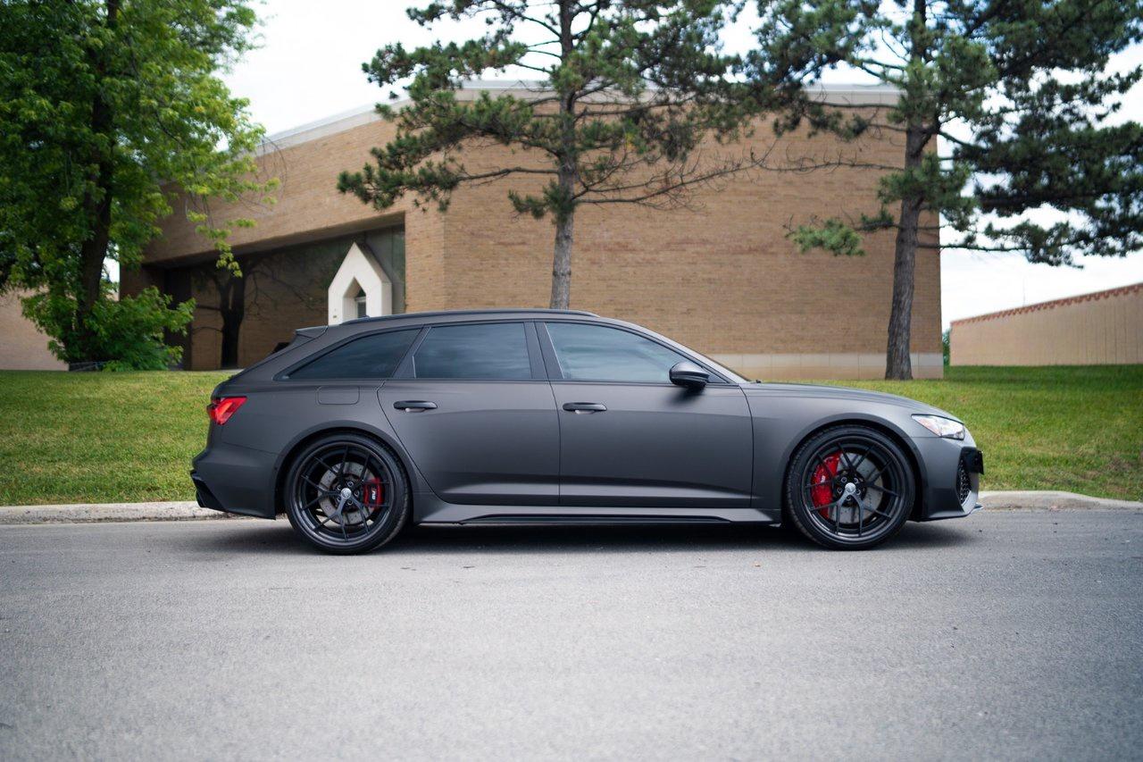 2023 Audi RS 6 Avant  Photo
